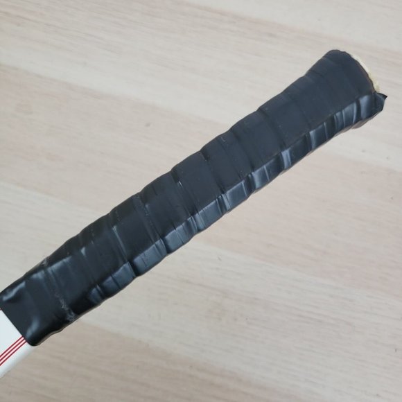 PRO KENNEX Ceramic Pro 90 (4 3/8" Grip) Good Condition - Picture 13 of 16